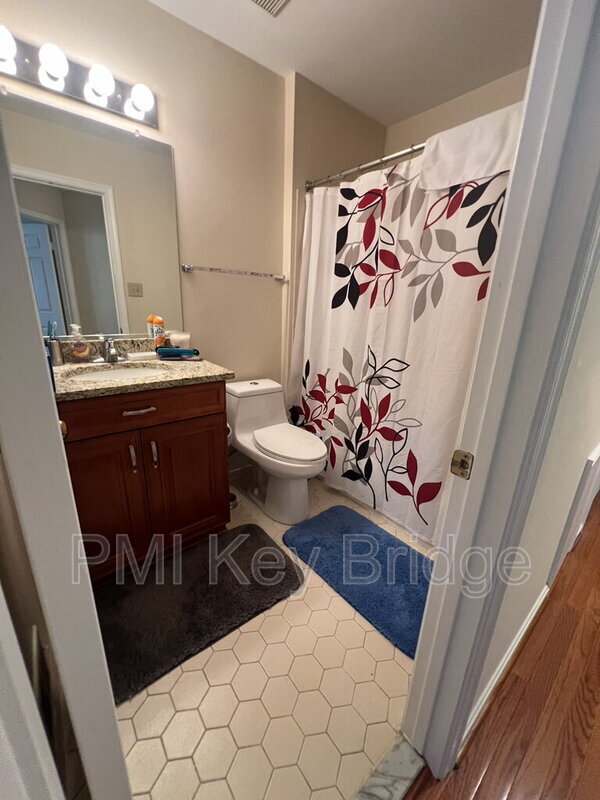 Building Photo - 7427 Salford Ct
