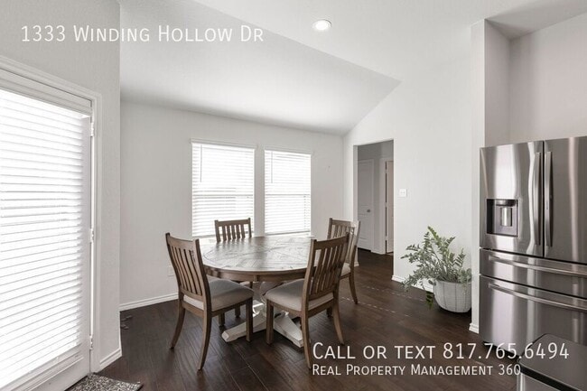 Building Photo - 1333 Winding Hollow Dr