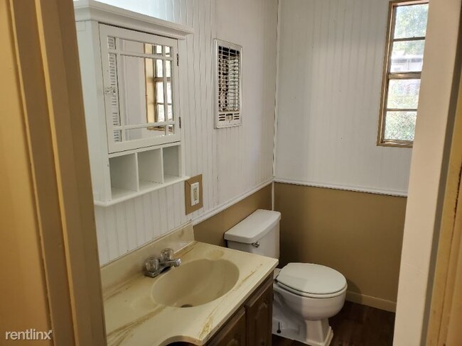 Building Photo - 2 br, 1 bath House - 268 Beechwood Loop