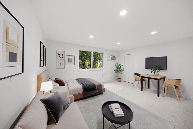 Building Photo - 6930 NW 186th St