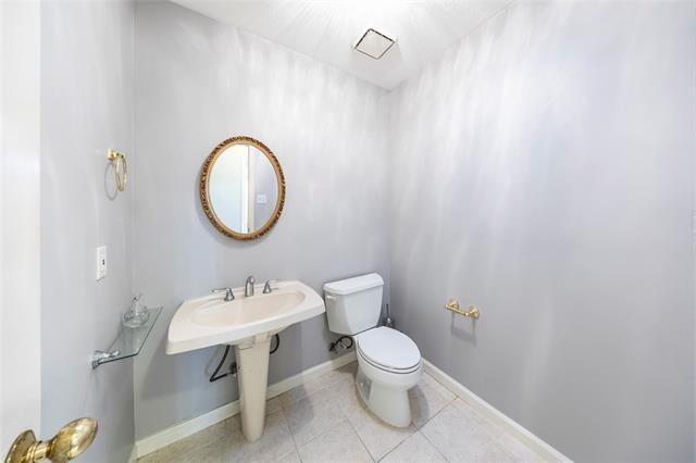 Building Photo - 3206 Wyndham Ln