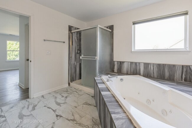Building Photo - 2895 Lahinch Ct