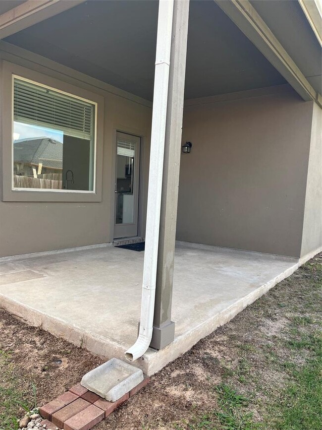 Building Photo - 18508 Calasetta Dr