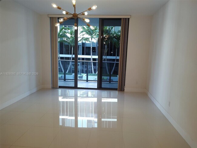 Building Photo - 2960 NE 207th St