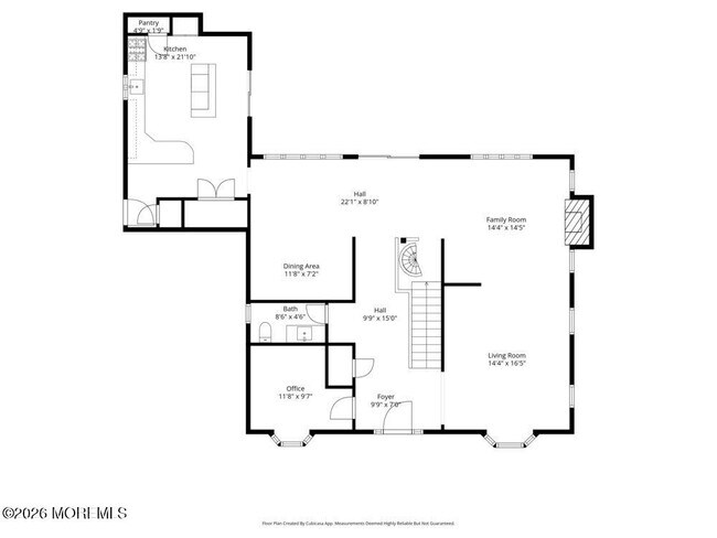 Building Photo - 17 Woods End Rd