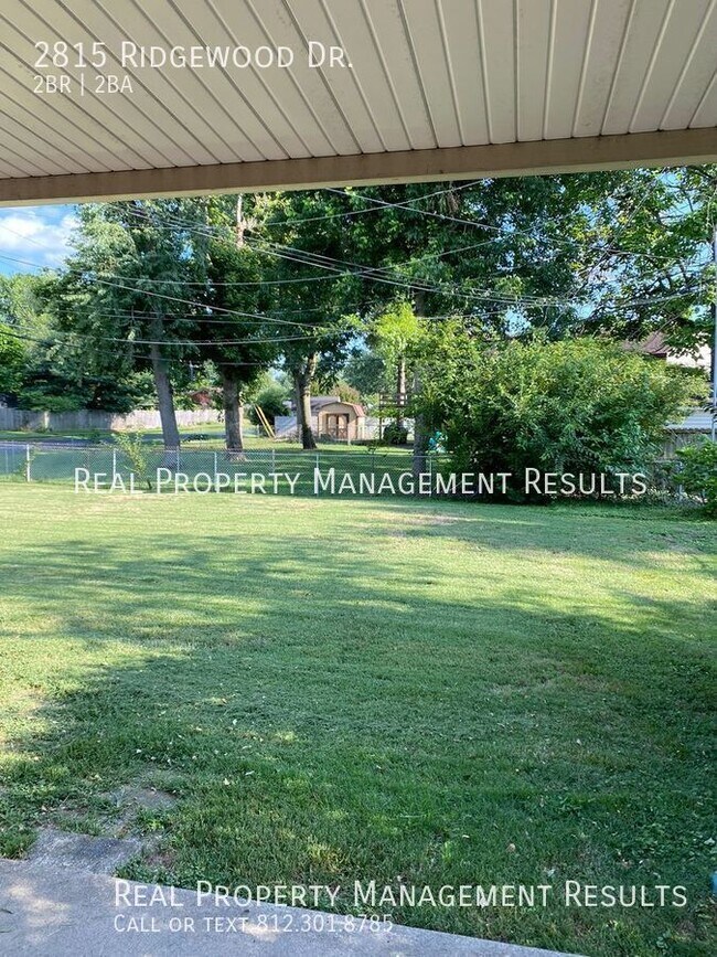 Building Photo - 2 Bedroom, 1.5 Bath Duplex, Northside Evan...