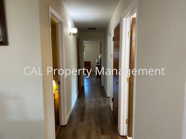 Building Photo - Beautiful 4 Bedroom Home in Salinas, CA
