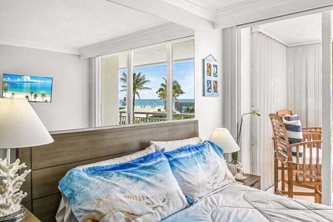 Building Photo - 3546 S Ocean Blvd