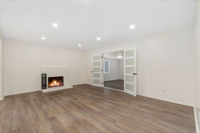 Building Photo - MOVE -IN READY! | Renovated | RV Parking | Pet Friendly | Highland, CA