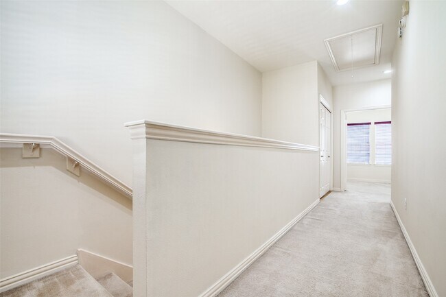 Building Photo - 5935 Turtle Beach Ln