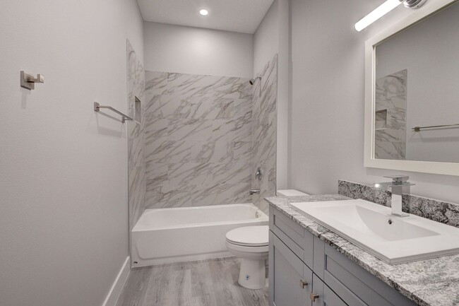 Building Photo - Modern 3/2 Home w/ garage for Rent- Delray...