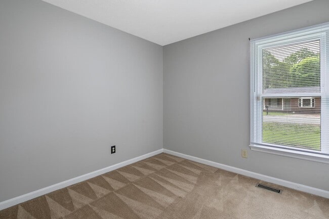 Building Photo - 3970 Loufield Dr