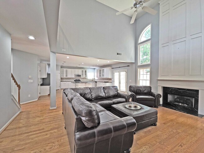 Building Photo - COMING SOON: Stunning 5BR Home in Prime Smyrna Near The Battery