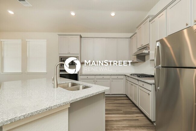 Building Photo - 3 Bedroom Pet-Friendly Home in San Antonio, TX with Main Street Renewal
