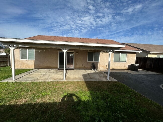 Building Photo - What are you waiting for?