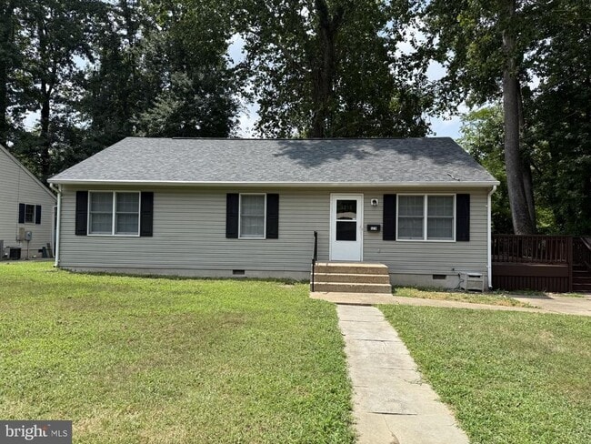 Building Photo - 3218 Normandy Ave