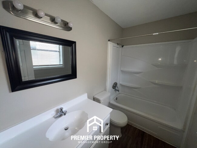 Building Photo - 4392 Spring Harbor Dr