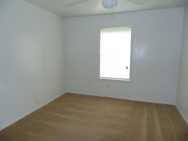 Building Photo - 3602EL