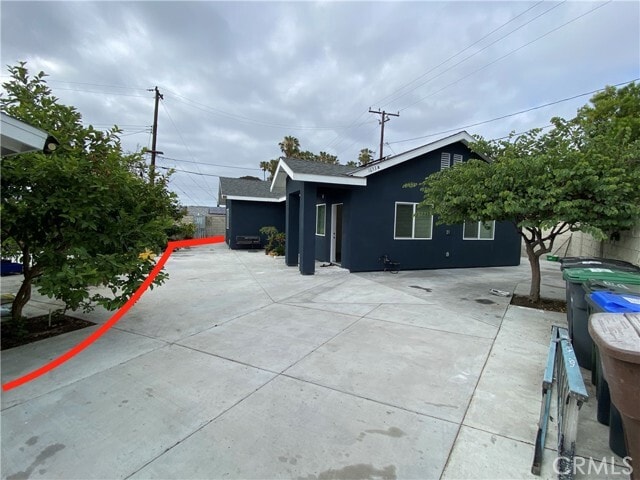 Building Photo - 1653 W Chateau Pl