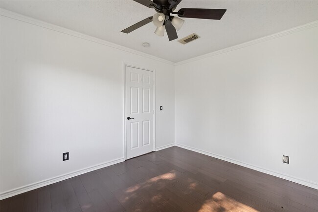 Building Photo - 13327 Harpers Bridge Dr