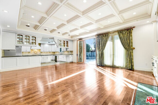 Building Photo - 219 S Willaman Dr