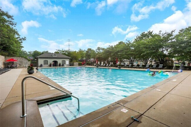 Building Photo - 1177 Ridenour Blvd