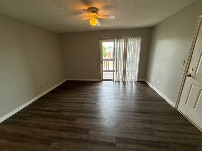 Building Photo - 4109 Blue Lick Ct