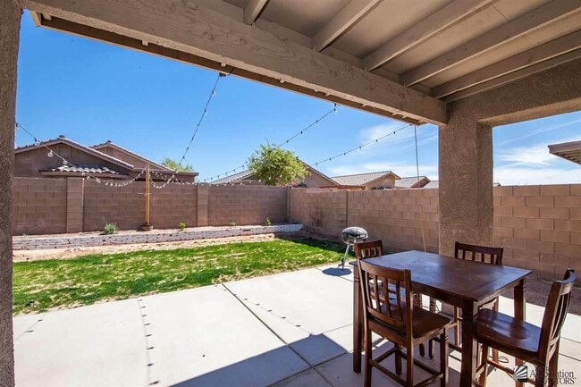 Building Photo - 4533 S Agave Ave