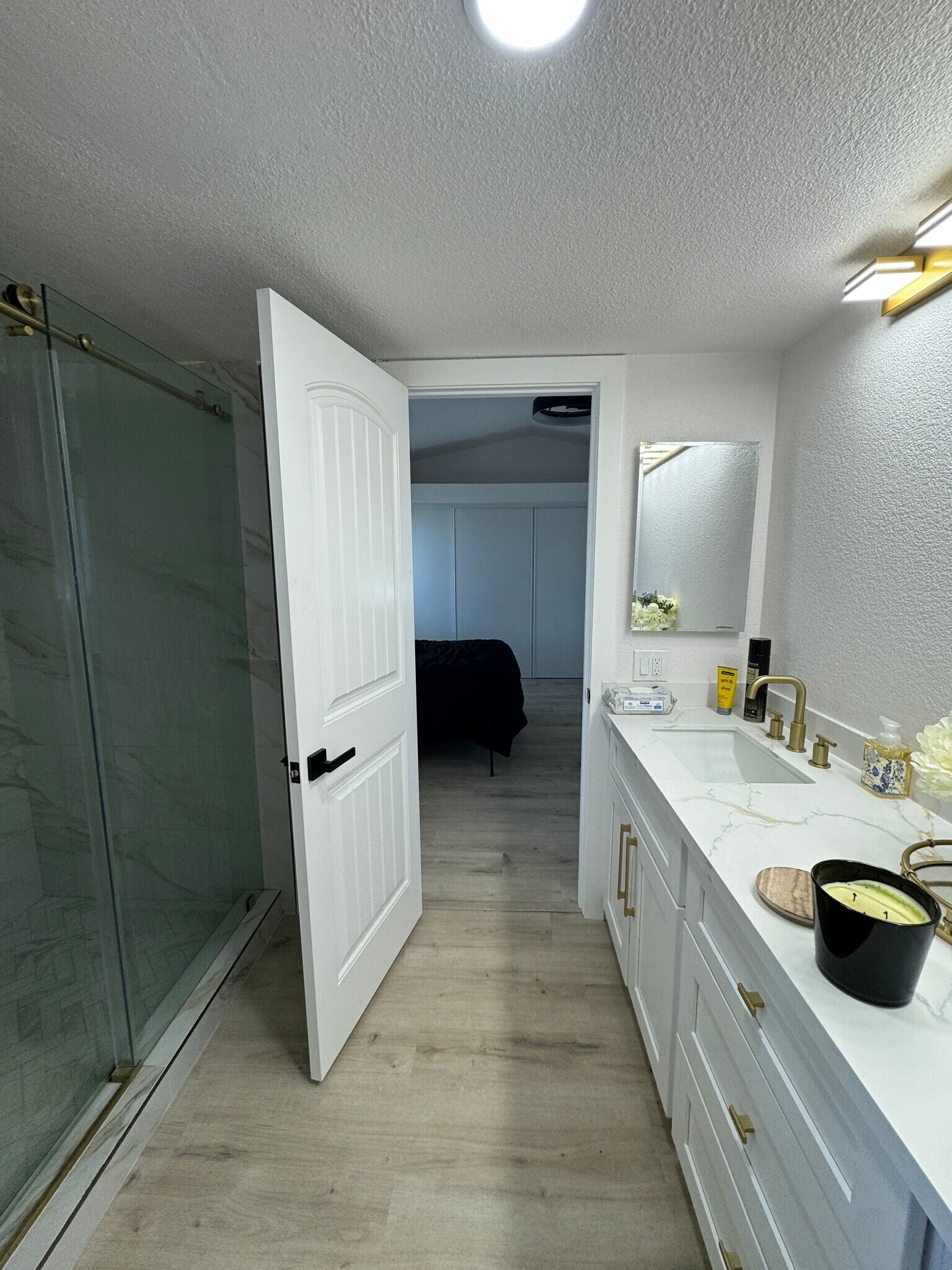 Building Photo - 1565 Joanne St