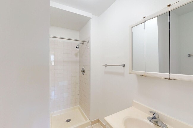 Floorplan - 1515 E. 54th Street