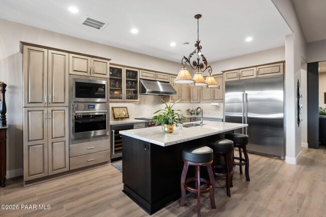 Building Photo - 5885 West St