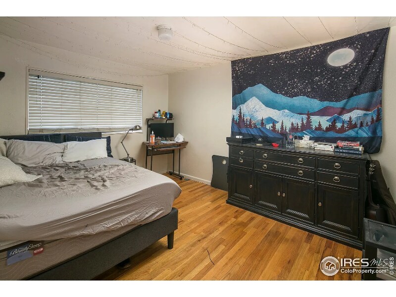 Building Photo - 3445 Moorhead Ave