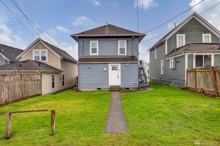Building Photo - 2112 Wetmore Ave