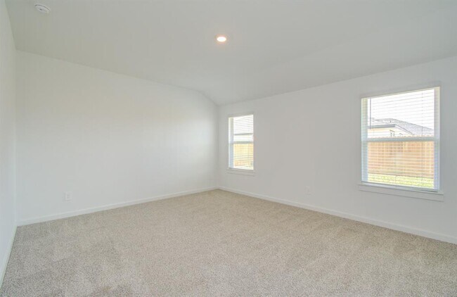 Building Photo - 8707 Shumard Oak Dr