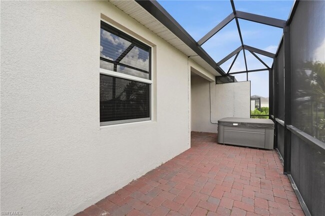 Building Photo - 2215 Dragonfruit Wy