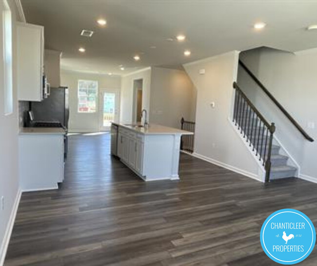 Building Photo - 2713 Chert Ln
