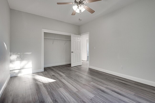 Building Photo - Spacious Family Home with Pool & 3-Car Garage in the Heart of North Las Vegas