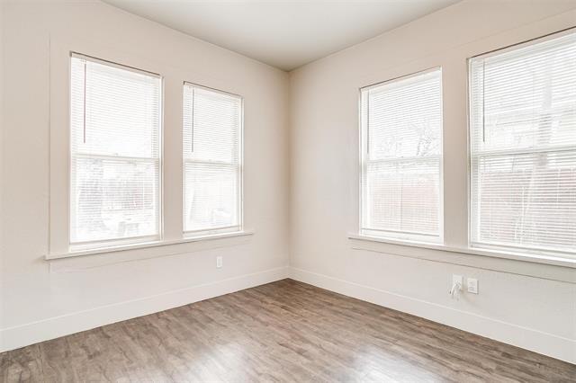 Building Photo - 1411 6th Ave