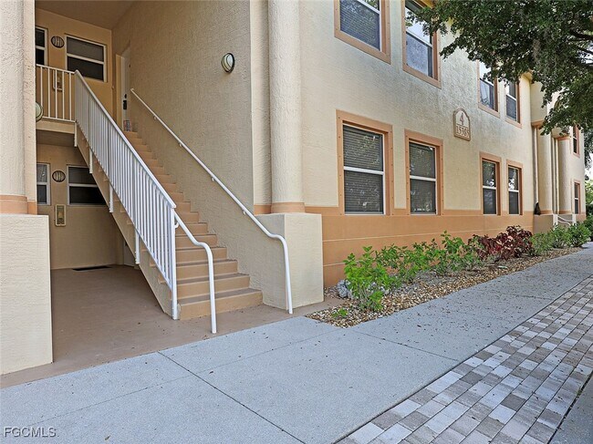 Primary Photo - 15385 Bellamar Cir