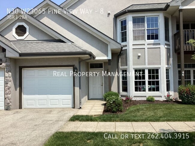 Building Photo - N30 W23065 Pine View Way-8
