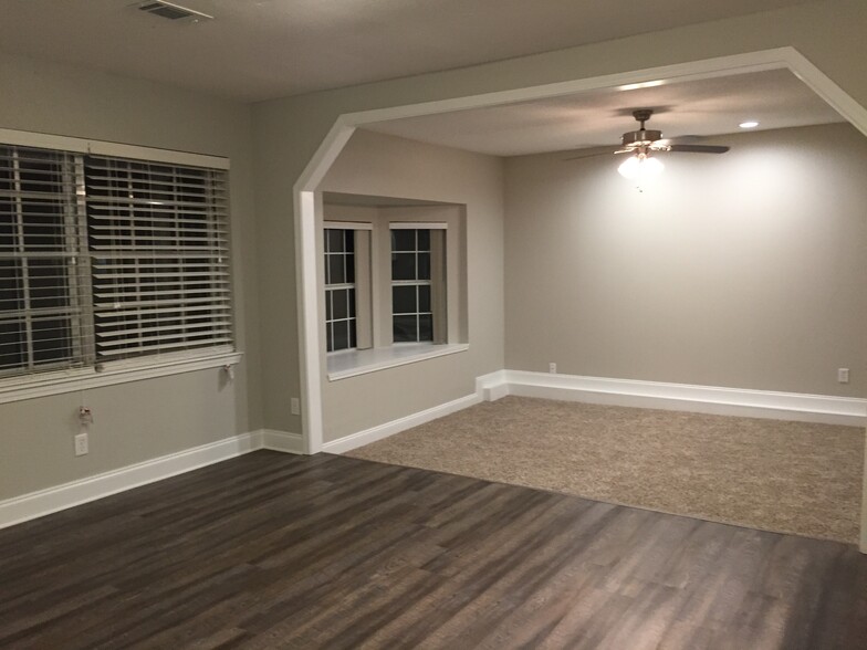 Living/Family Room - 204 22nd St