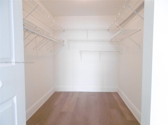 Building Photo - 3000 Coral Wy