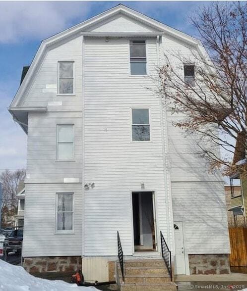 Building Photo - 137 Adelaide St