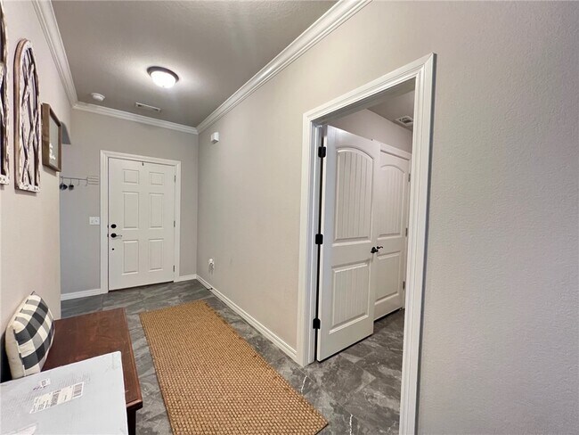 Building Photo - 3697 Serenity St