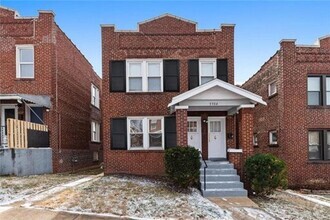 Building Photo - 3904 Miami St