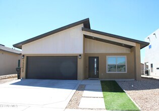 Building Photo - 15220 Ambition Ave