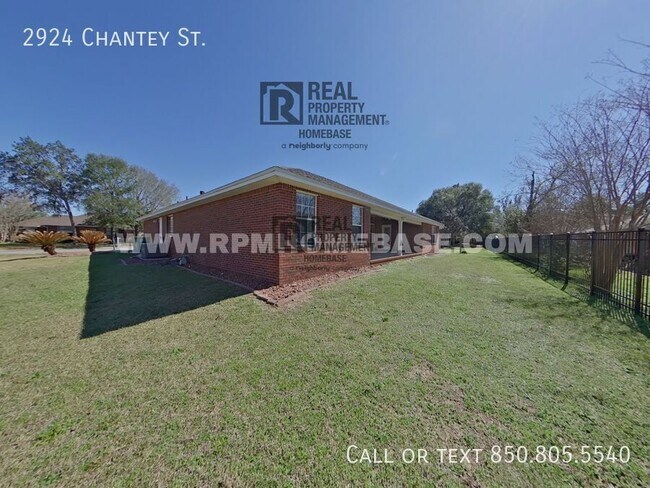 Building Photo - 2924 Chantey St