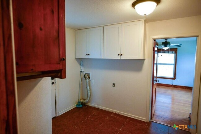 Building Photo - 12300 FM1105