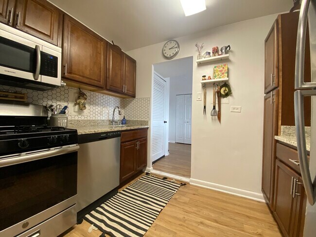 Building Photo - 5340 Holmes Run Pkwy