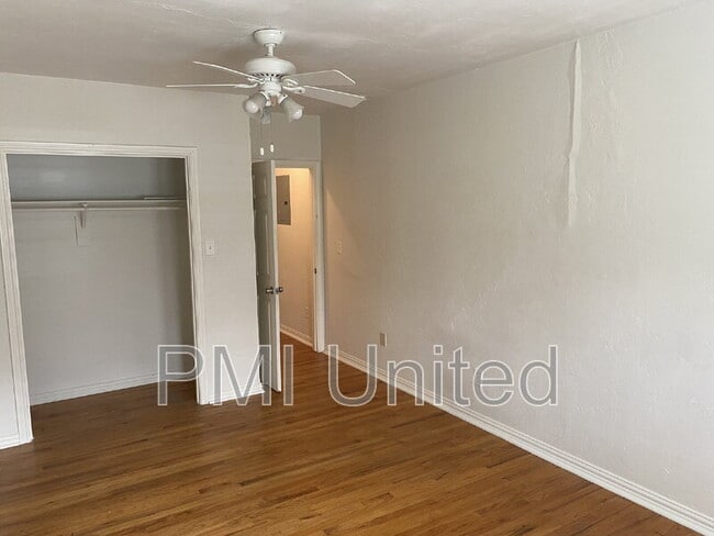 Building Photo - 510 Panhandle St